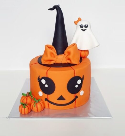 Halloween / Pumpkin Cake